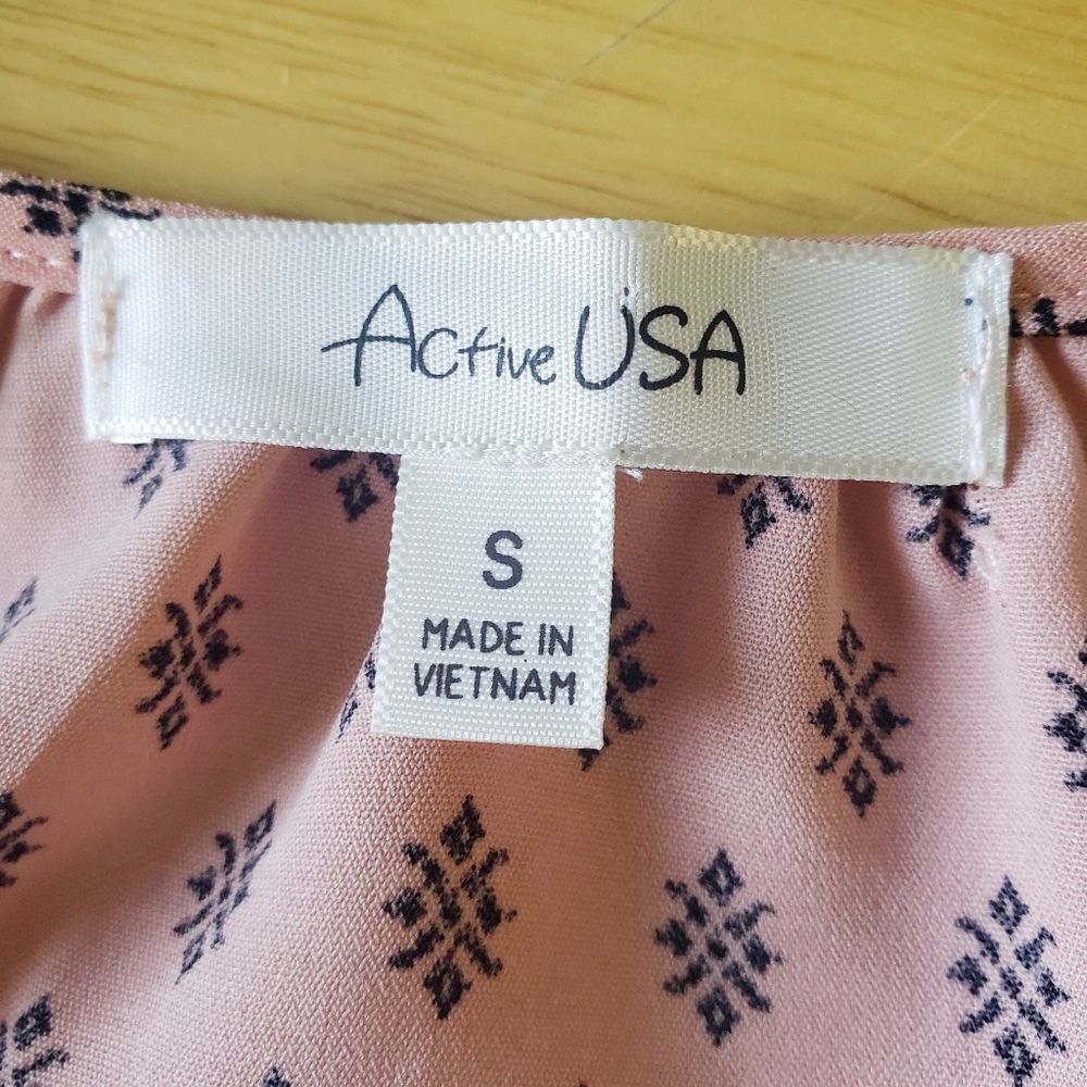 Peasant Blouse, Peach Print, Size S, Active USA, Bow Tie Detail - Picture 7 of 11
